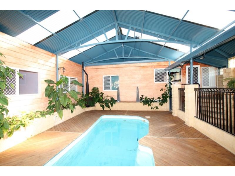 52 Challenger Road, Madora Bay WA 6210