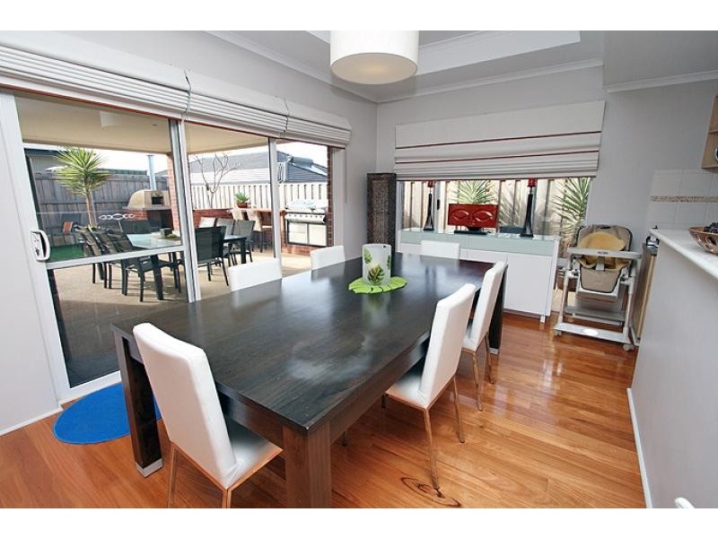 7 Drosera Turn, Halls Head WA 6210