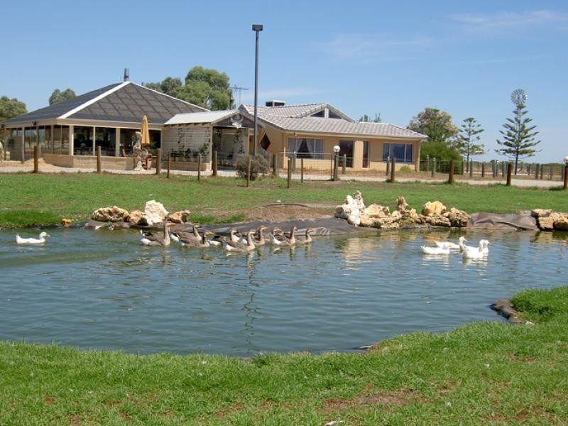 899 Elliott Road, Keysbrook WA 6126