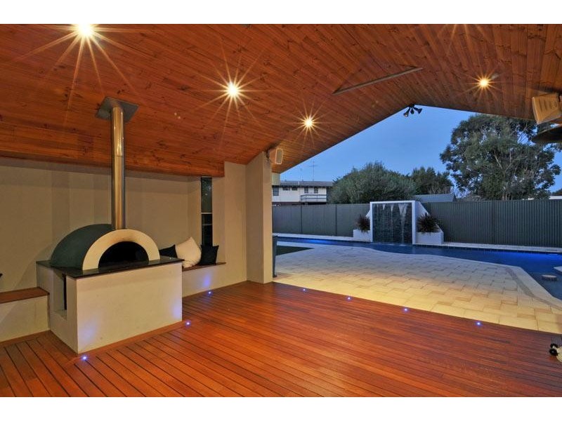 4 Orion Road, Mandurah WA 6210