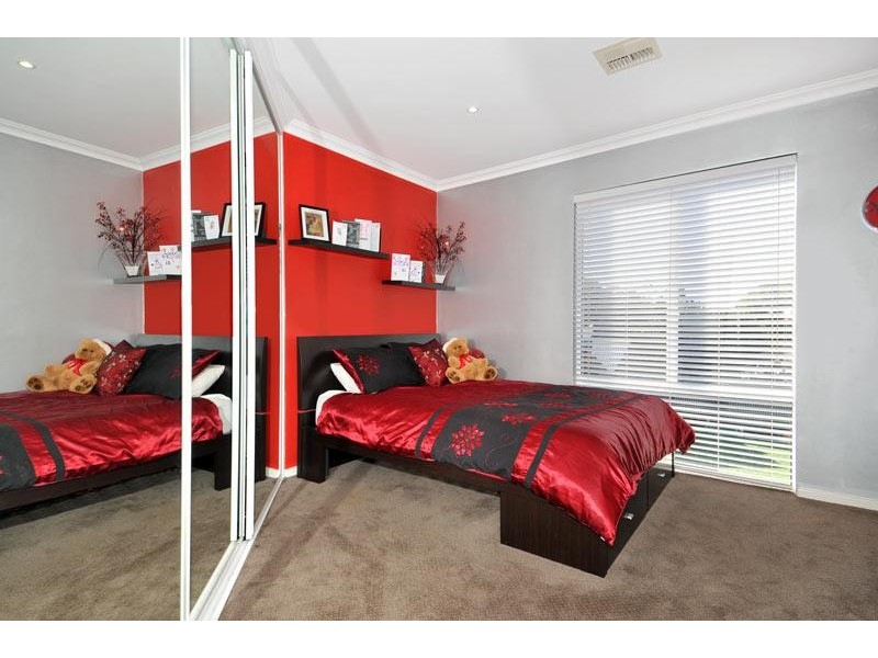 4 Orion Road, Mandurah WA 6210