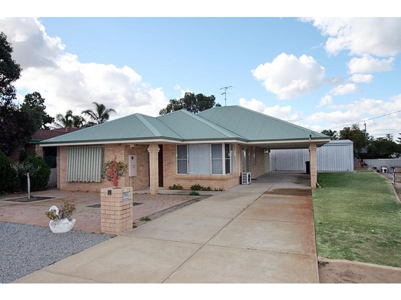 15 Mekong Way, Greenfields WA 6210