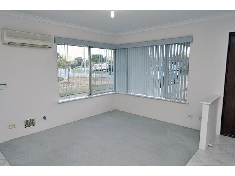 15 Mekong Way, Greenfields WA 6210