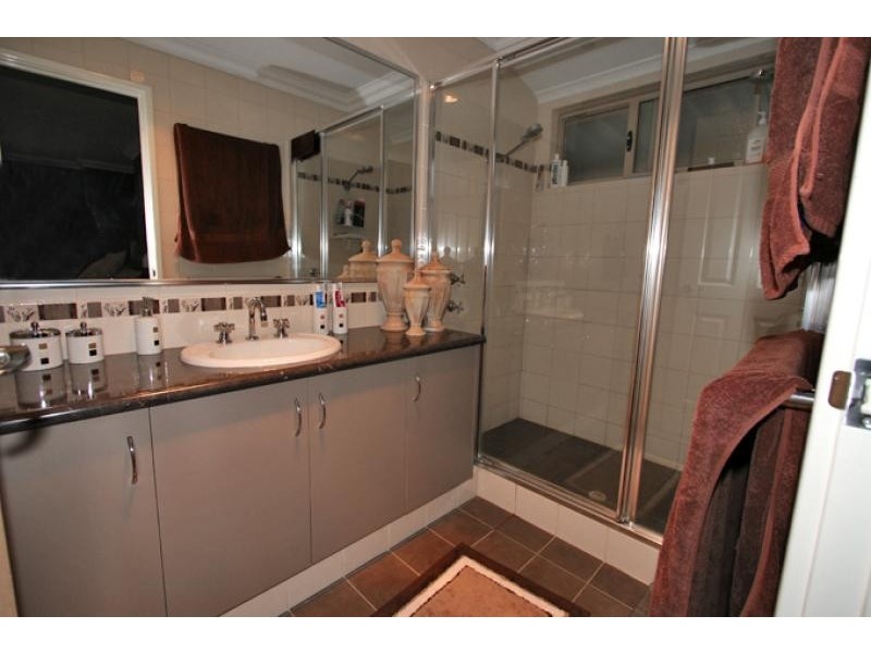 40 Chatsworth Drive, Erskine WA 6210