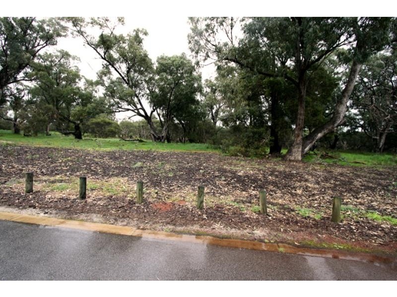 40 Chatsworth Drive, Erskine WA 6210