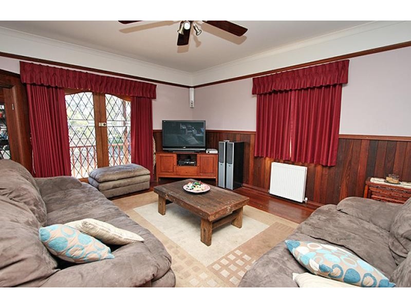 54 Railway Avenue, North Dandalup WA 6207