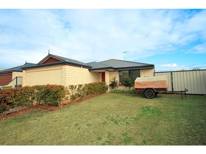 7 Sandbridge Way, Meadow Springs WA 6210