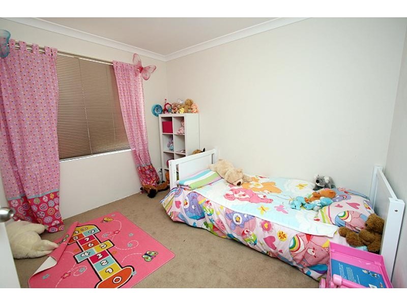 7 Sandbridge Way, Meadow Springs WA 6210