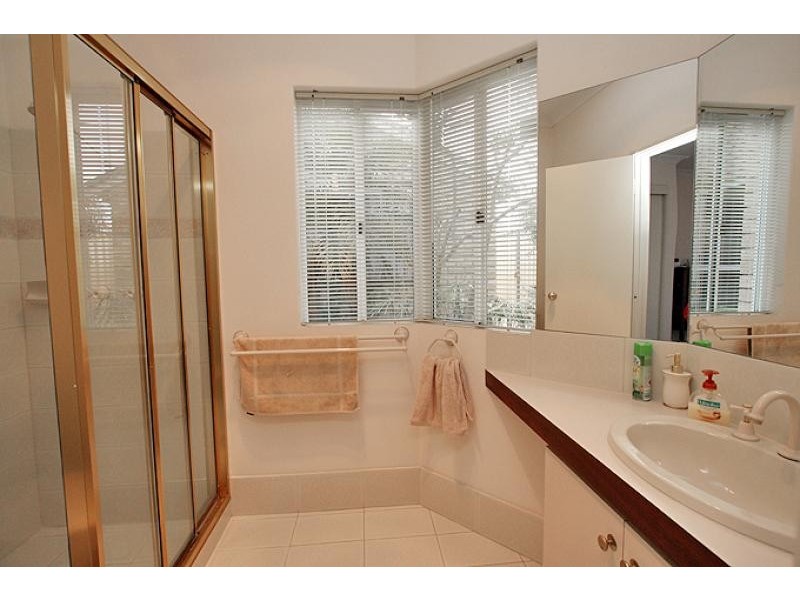 3 Reid Close, Halls Head WA 6210