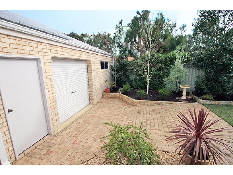 3 Reid Close, Halls Head WA 6210