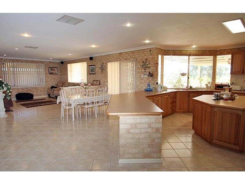 453 Brockman Road, Waroona WA 6215