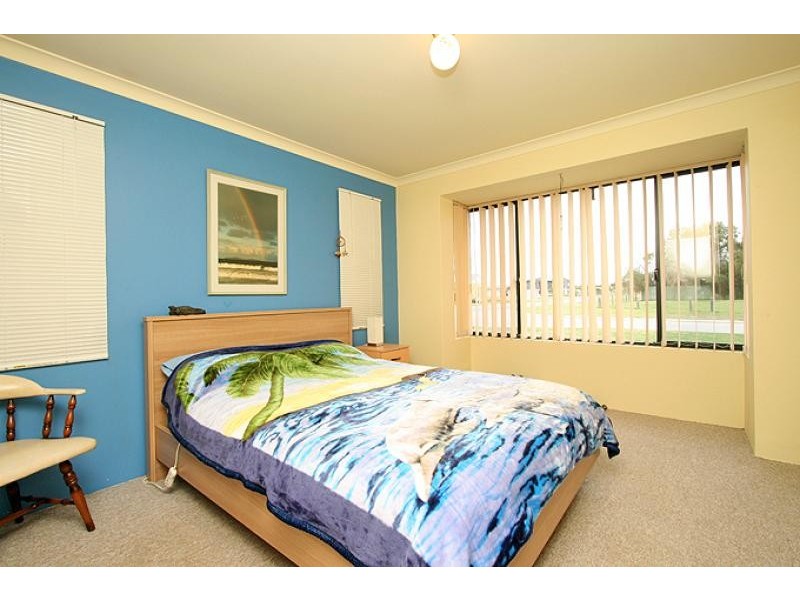 17 Kruger Loop, South Yunderup WA 6208