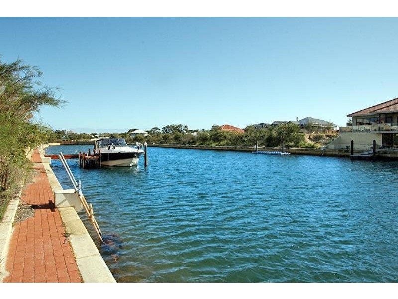 56 Cormorant Key, Wannanup WA 6210
