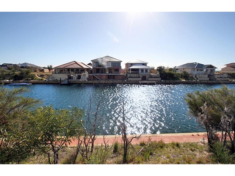 56 Cormorant Key, Wannanup WA 6210