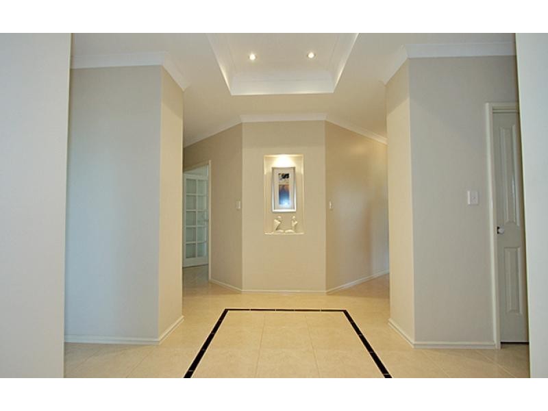 4 Guillardon Terrace, Madora Bay WA 6210