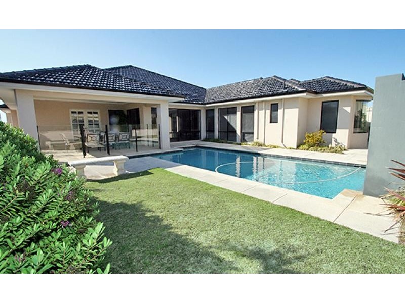 4 Guillardon Terrace, Madora Bay WA 6210