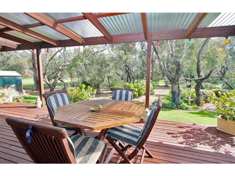1989 Lakes Road, North Dandalup WA 6207