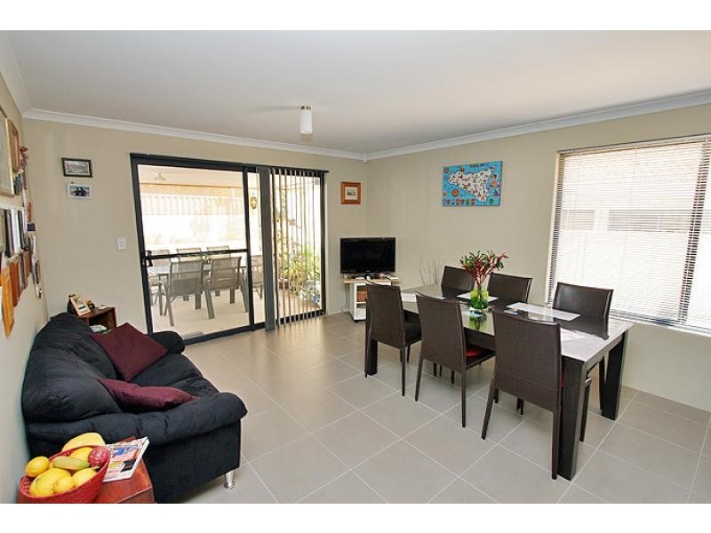 9 Pinkett Close, Dawesville WA 6211