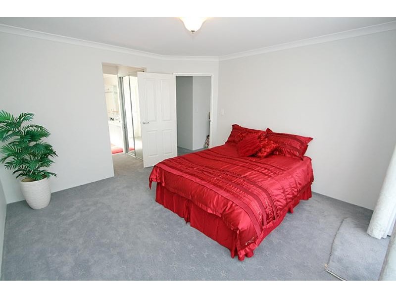 10a Clyde Place, Mandurah WA 6210
