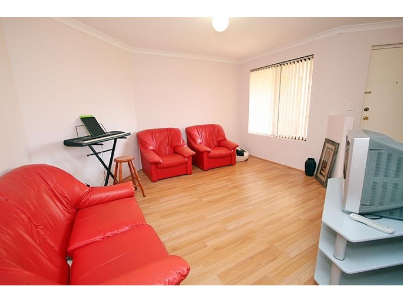 8 Chyverton Corner, Erskine WA 6210