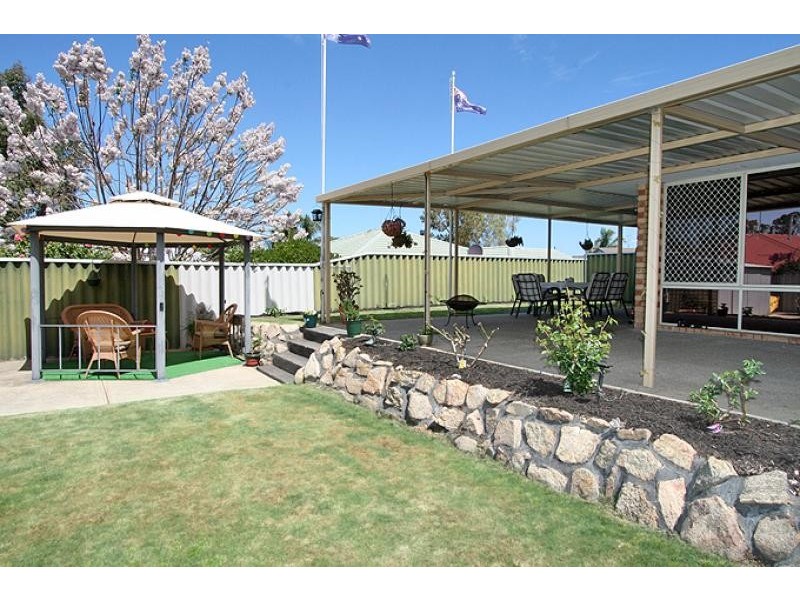 8 Malabor Mews, Halls Head WA 6210