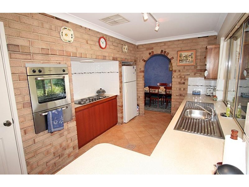 3 Napier Close, Halls Head WA 6210