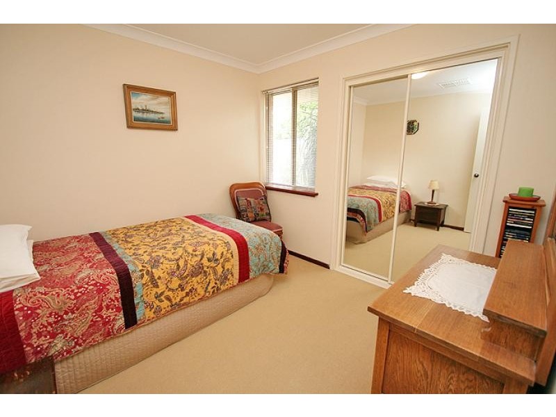 3 Napier Close, Halls Head WA 6210