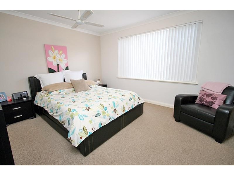 5 Little Heath Meander, Erskine WA 6210