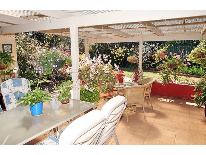 18 Elmore Way, Dudley Park WA 6210