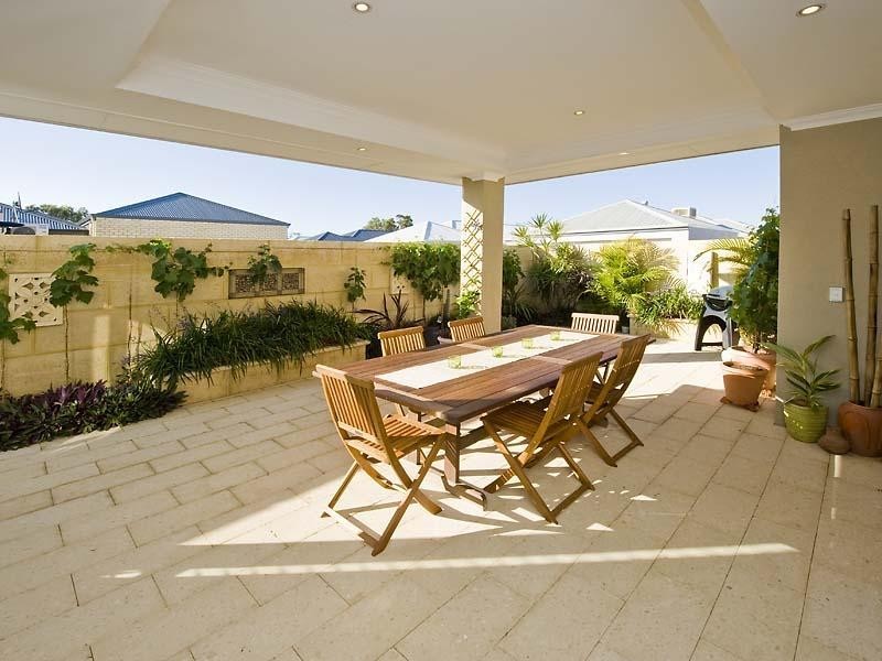 143 Darwin Terrace, Dudley Park WA 6210