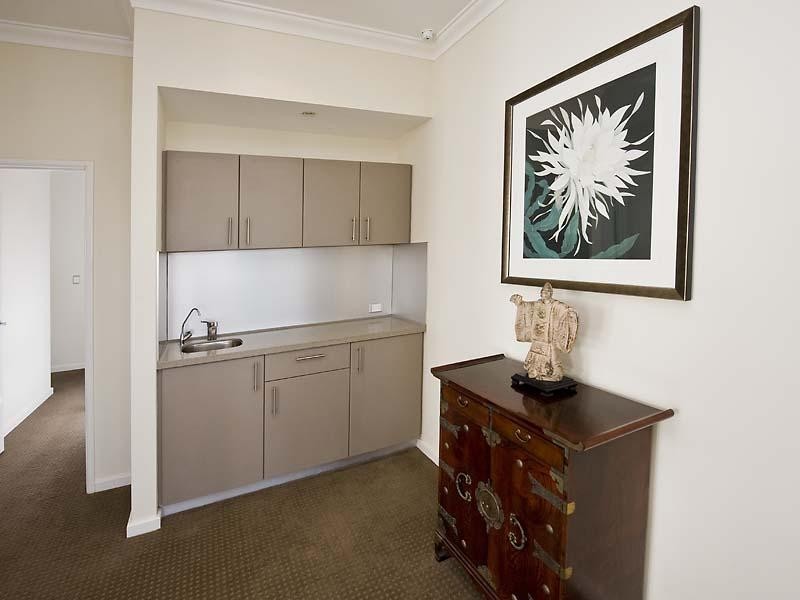 143 Darwin Terrace, Dudley Park WA 6210