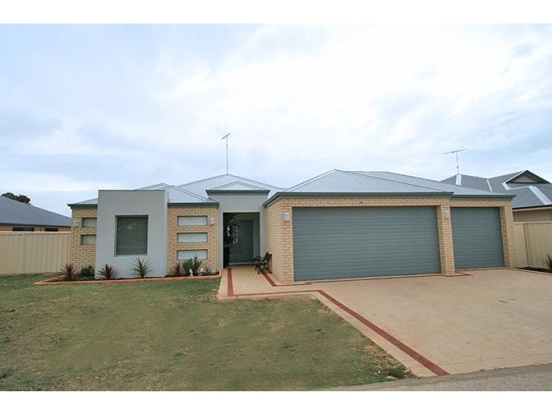 60 Silverton Crescent, Erskine WA 6210