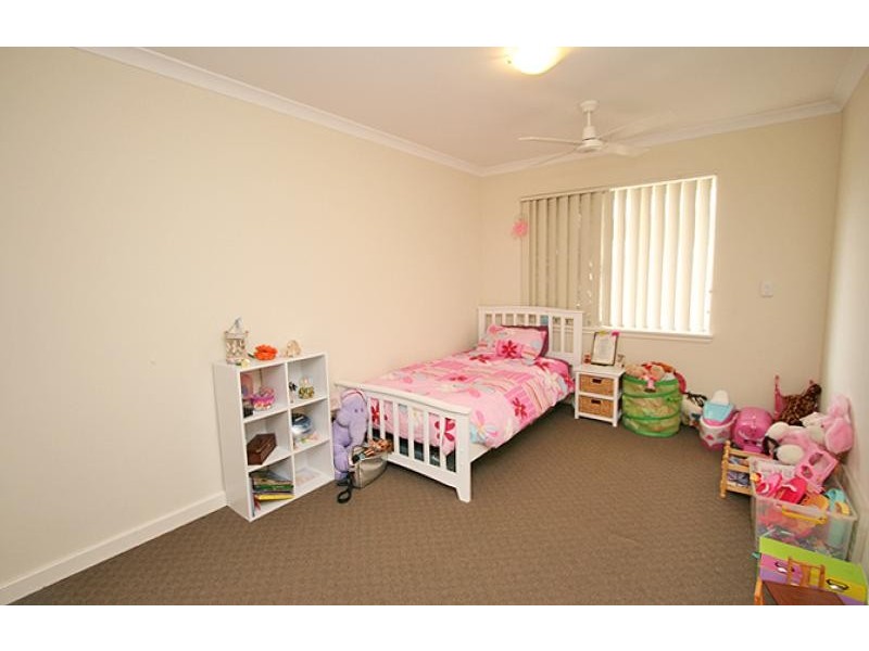 60 Silverton Crescent, Erskine WA 6210