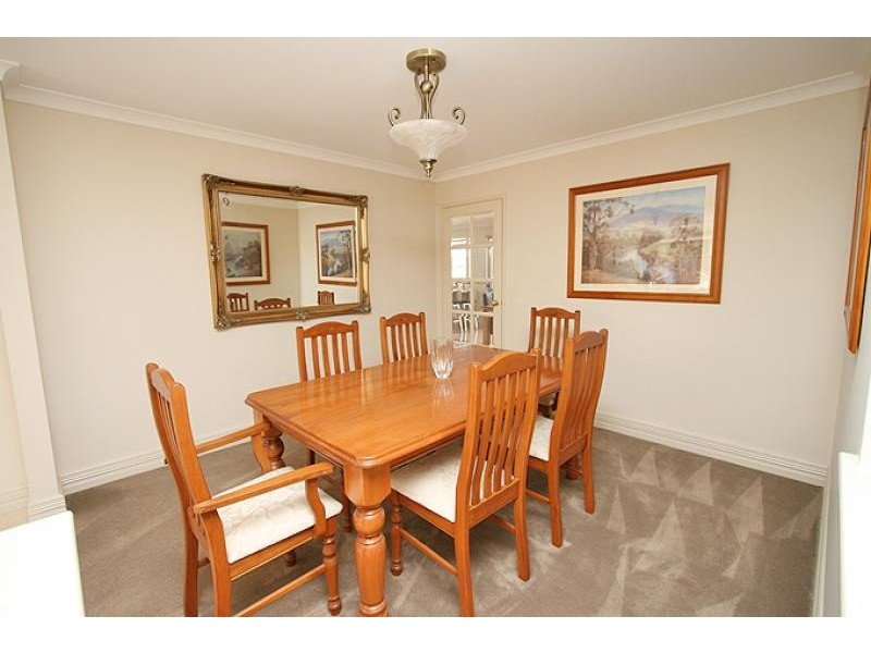 25 Grasshill Grange, Halls Head WA 6210