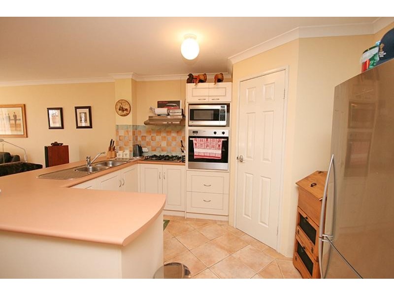 Unit 2/2 Churchill Avenue, Mandurah WA 6210