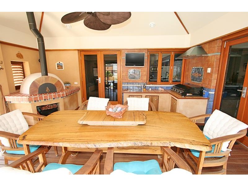 64 Mclarty Road, Halls Head WA 6210