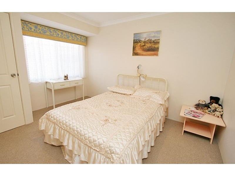 16 Glenelg Way, Meadow Springs WA 6210