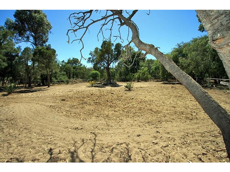 18 Bouvard Drive, Bouvard WA 6211