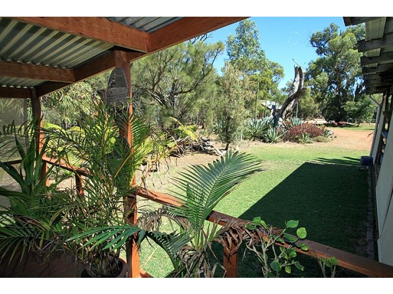 18 Bouvard Drive, Bouvard WA 6211