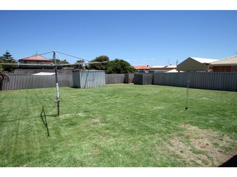 32 Cornwallis Road, Madora Bay WA 6210