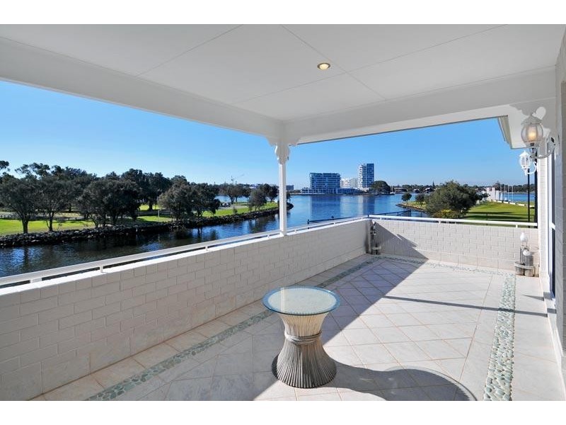 1 Siska Court, Mandurah WA 6210