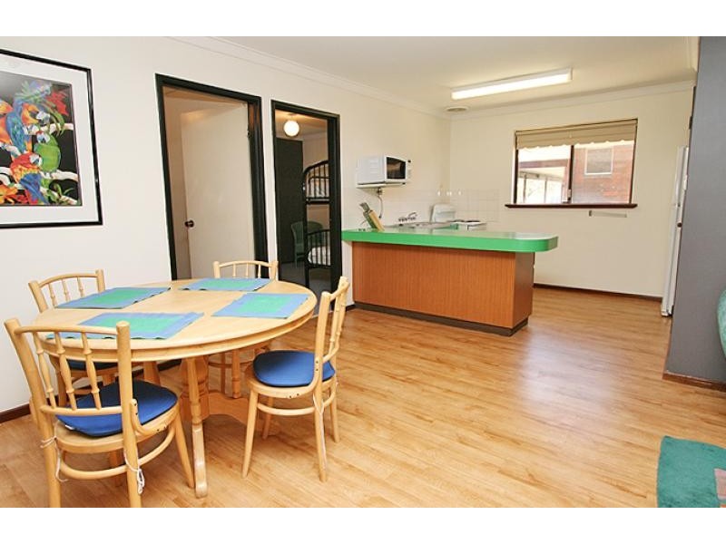 11 Gallop Street, Halls Head WA 6210