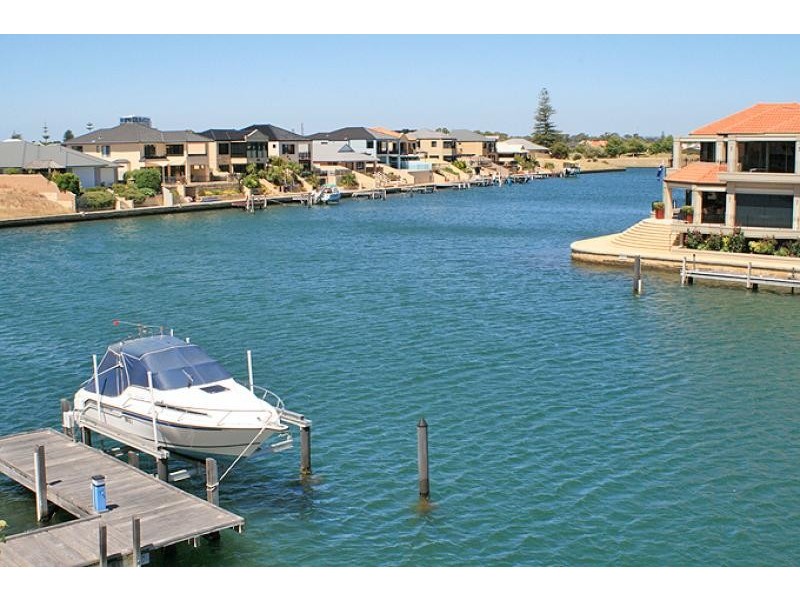 9 Santavea Mews, Mandurah WA 6210