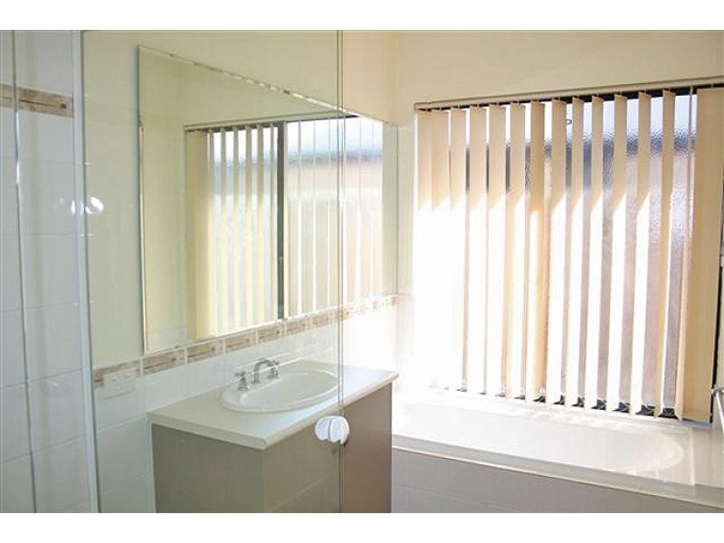17 Cordia Way, Halls Head WA 6210