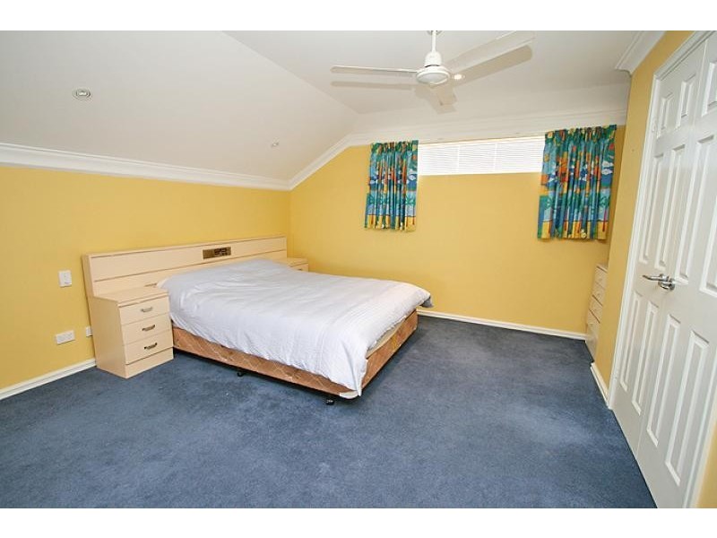 6 Sabina Drive, Madora Bay WA 6210