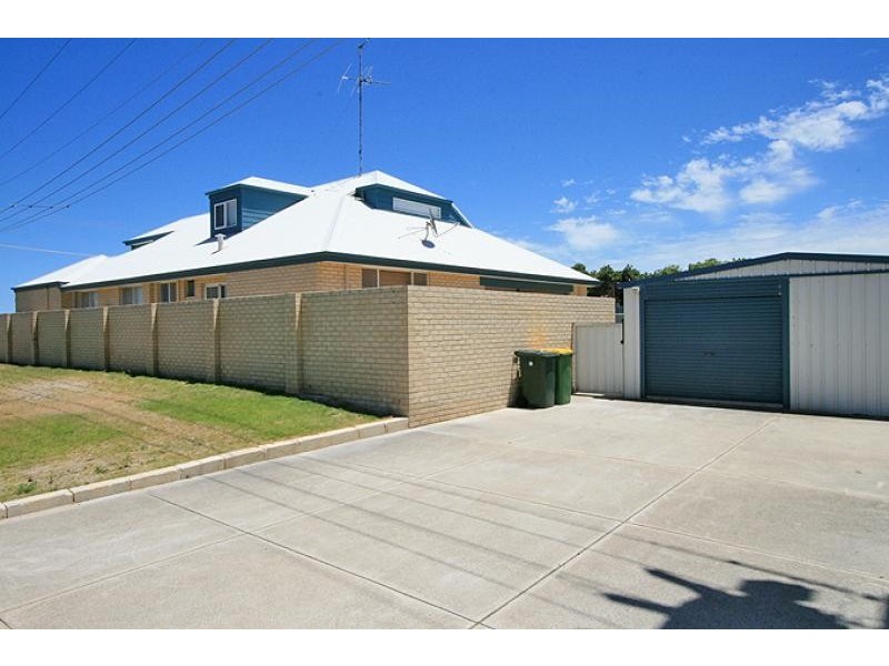 6 Sabina Drive, Madora Bay WA 6210