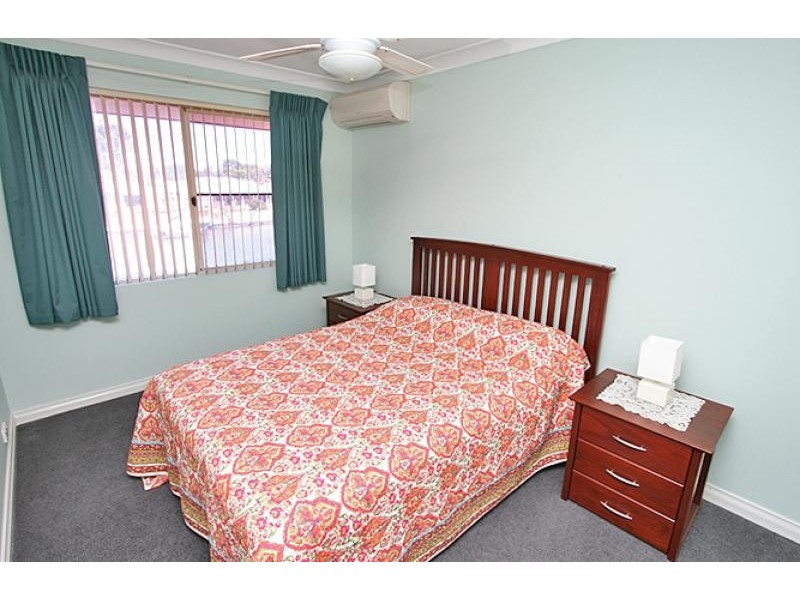 23 Donnelly Gardens, Dudley Park WA 6210