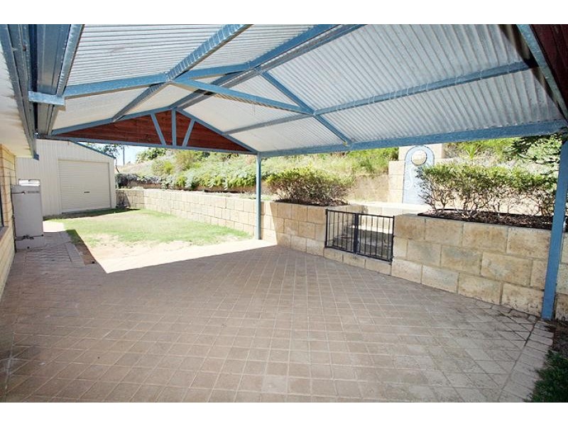 7 Rose Street, Halls Head WA 6210