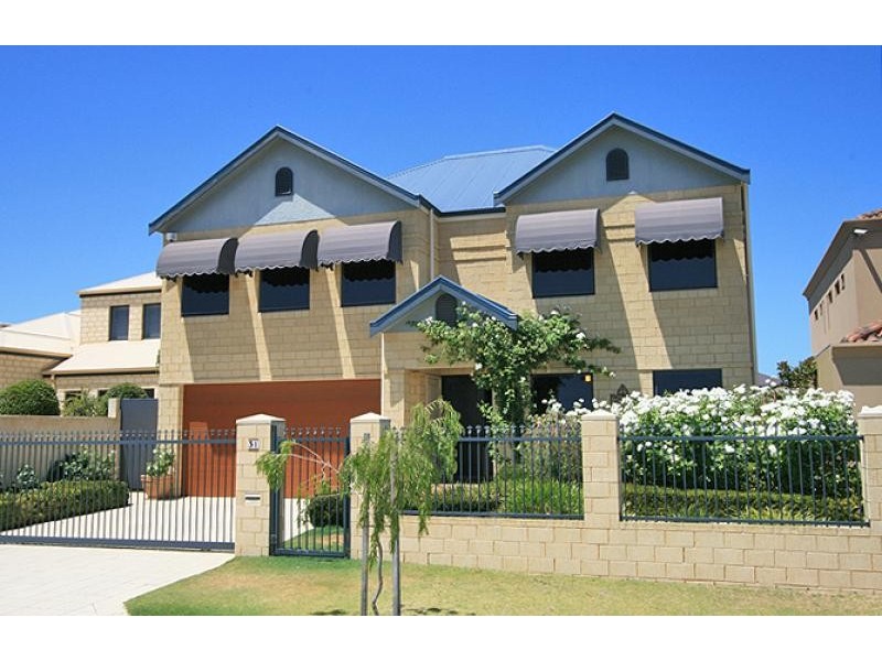 31 Brindabella Crescent, Halls Head WA 6210