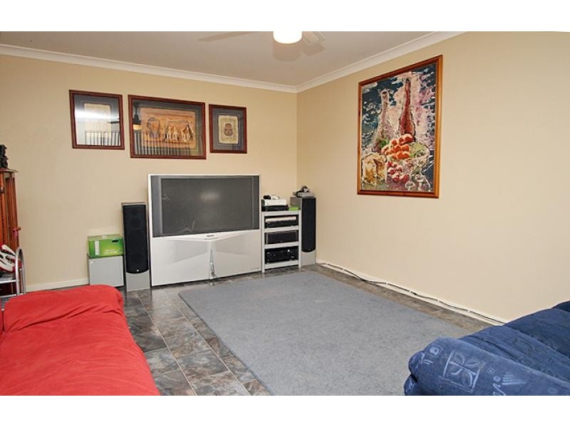 69 Serpentine Way, Stake Hill WA 6210